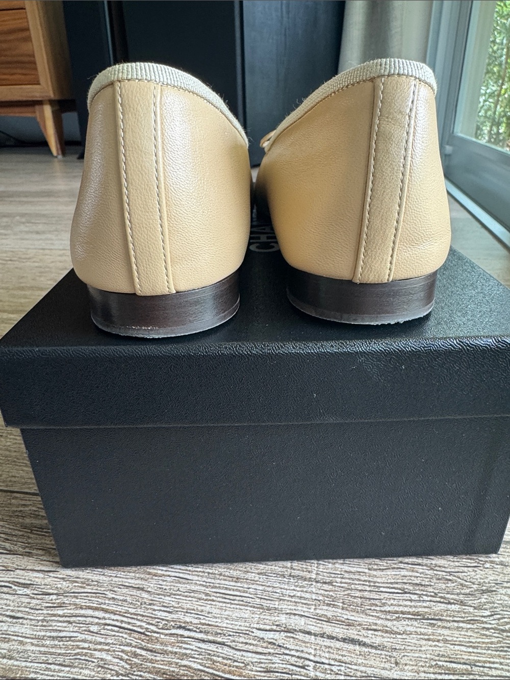 CHANEL Beige and Black Two-Tone Cap-Toe Ballet Flats - Picture 15 of 16